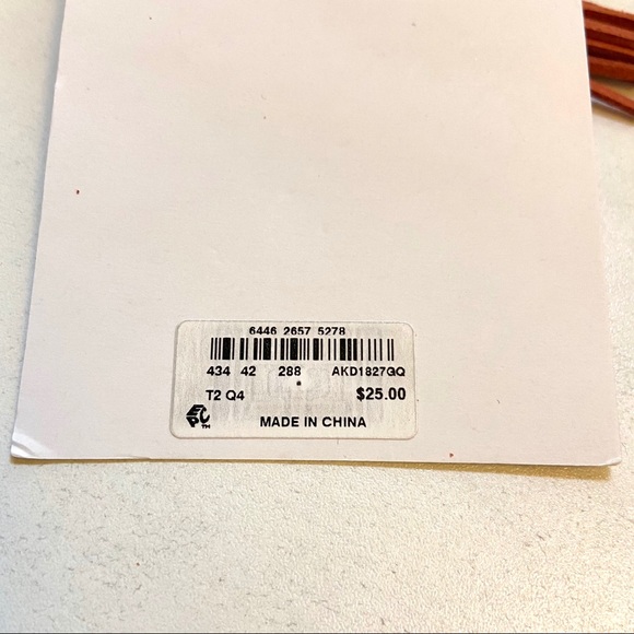 5/$15😍 Ali Khan Emoji Smiley Love Key Keychain or Purse Decor Leather tassels ❤️ - Picture 4 of 6